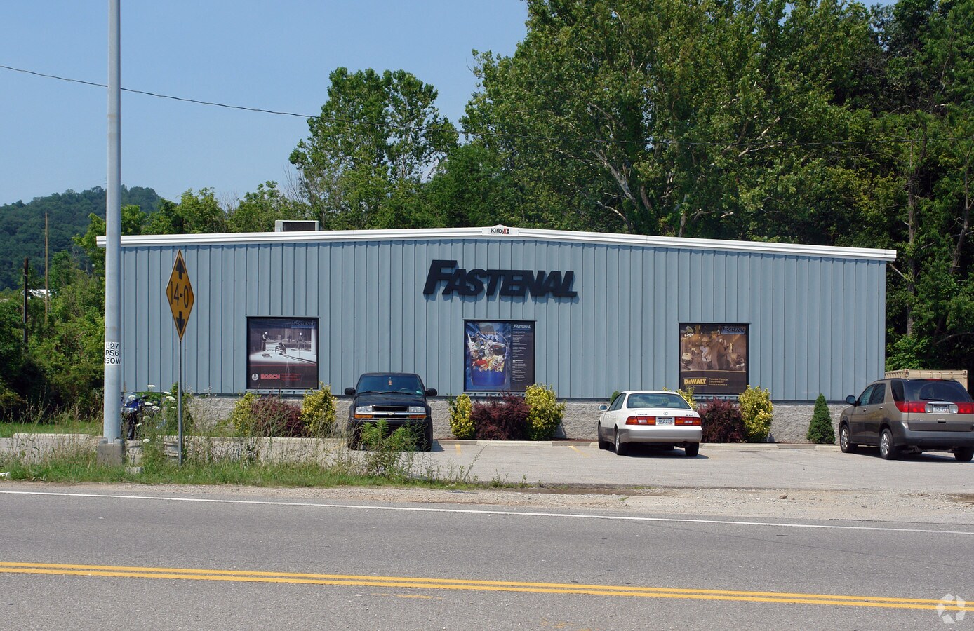7000-Fairlawn-Ave-Dunbar-WV-Building-Photo-1-HighDefinition